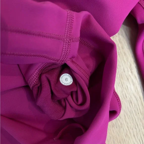 Lululemon Wunder Train High Rise 25” - Picture 7 of 9